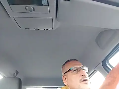 Snapshot of Husoban chatting on 9, 11, 2025 Husoban online show from 9, 11, 2025