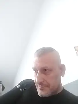 Snapshot of Husoban chatting on 18, 11, 2025 Husoban online show from 18, 11, 2025