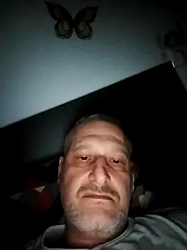 Snapshot of Husoban chatting on 19, 11, 2025 Husoban online show from 19, 11, 2025