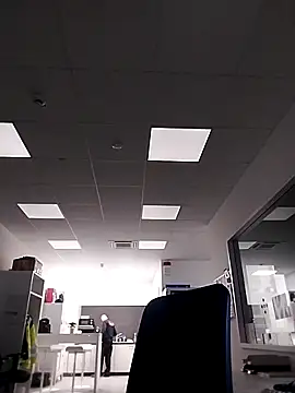 Snapshot of Husoban chatting on 15, 12, 2025 Husoban online show from 15, 12, 2025