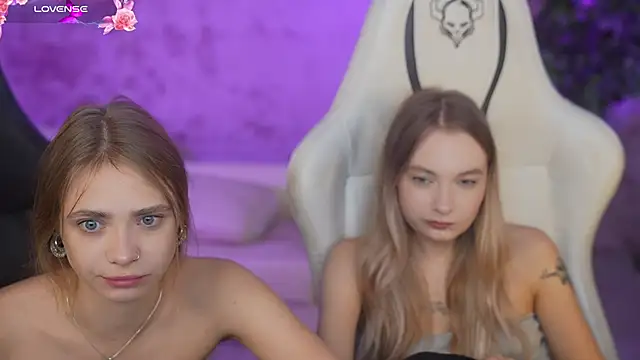 Ewa Pearl online show from 9, 9, 2025