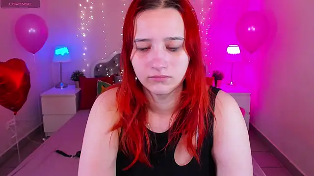 Snapshot of RachelPirce chatting on 11, 2, 2025 RachelPirce online show from 11, 2, 2025
