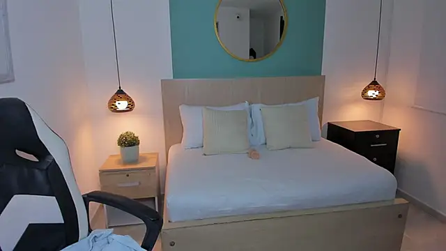 linda rios  online show from 2, 1, 2025