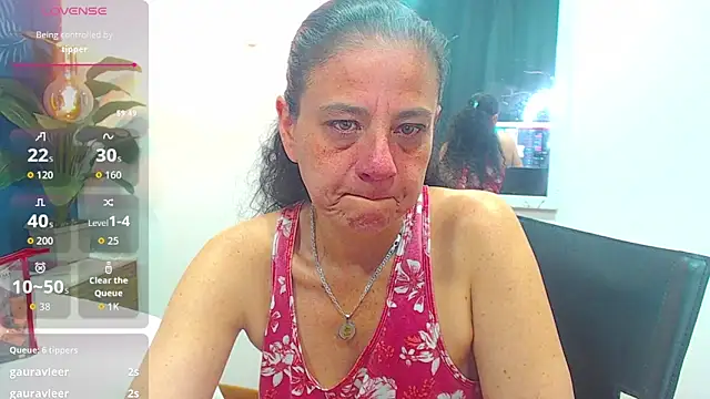 sasi luna online show from 12, 10, 2025