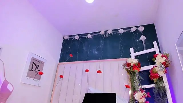 africa holmes online show from 12, 3, 2026