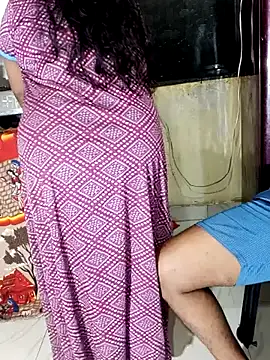 Snapshot of _Hot-Couple chatting on 2, 10, 2025 Hot-Couple online show from 2, 10, 2025