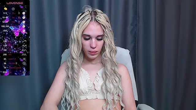 Cassie Bae online show from 2, 1, 2025