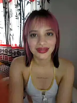 Snapshot of franchezkavegaaa chatting on 2, 2, 2025 franchezkavegaaa online show from 2, 2, 2025