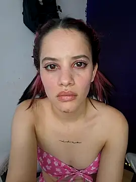 Snapshot of franchezkavegaaa chatting on 6, 2, 2025 franchezkavegaaa online show from 6, 2, 2025