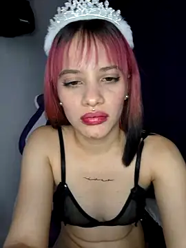 Snapshot of franchezkavegaaa chatting on 13, 2, 2025 franchezkavegaaa online show from 13, 2, 2025