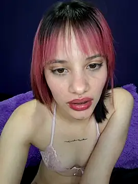 Snapshot of franchezkavegaaa chatting on 14, 2, 2025 franchezkavegaaa online show from 14, 2, 2025