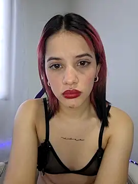 Snapshot of franchezkavegaaa chatting on 28, 2, 2025 franchezkavegaaa online show from 28, 2, 2025