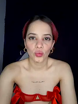 Snapshot of franchezkavegaaa chatting on 10, 3, 2025 franchezkavegaaa online show from 10, 3, 2025