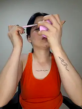 Snapshot of franchezkavegaaa chatting on 12, 9, 2025 franchezkavegaaa online show from 12, 9, 2025