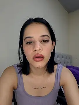 Snapshot of franchezkavegaaa chatting on 1, 11, 2025 franchezkavegaaa online show from 1, 11, 2025