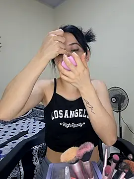 Snapshot of franchezkavegaaa chatting on 5, 11, 2025 franchezkavegaaa online show from 5, 11, 2025