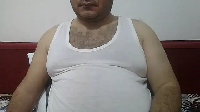 UrfavSlaveBitch online show from 16, 4, 2026