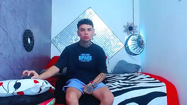 exotic hot couple online show from 24, 2, 2025