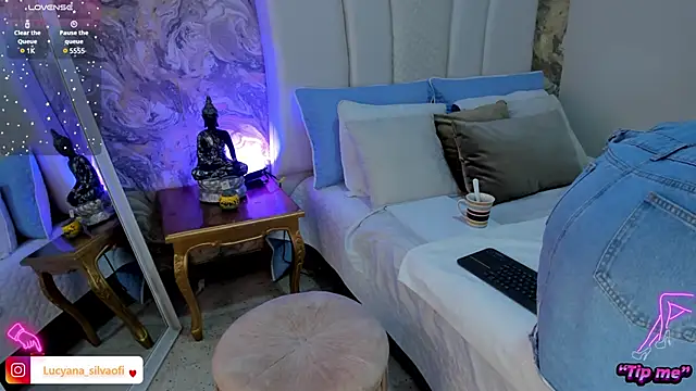 LucyanaSilva online show from 11, 2, 2025