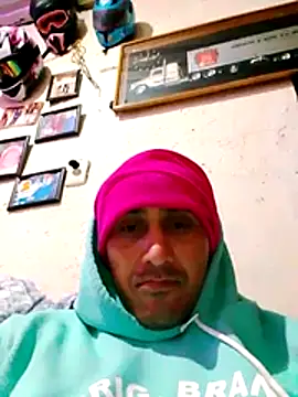 NewBe9D9 online show from 15, 11, 2025