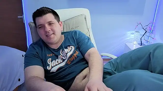 Snapshot of JasonJacks chatting on 5, 5, 2026 JasonJacks online show from 5, 5, 2026