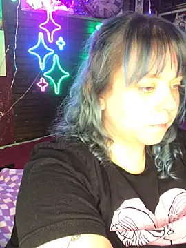 SleazeLouize online show from 21, 12, 2024