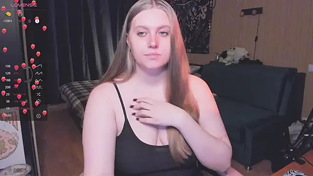 Alice Dreamgirl  online show from 30, 9, 2025