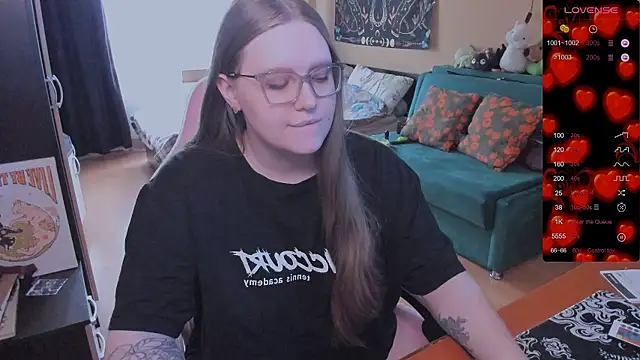 Alice Dreamgirl  online show from 7, 4, 2026