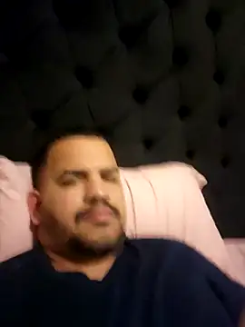 Snapshot of Latino2909 chatting on 4, 1, 2025 Latino2909 online show from 4, 1, 2025