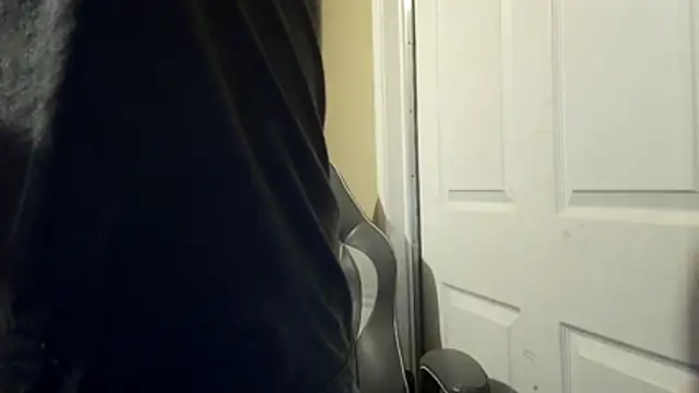 Huntzg23 online show from 3, 4, 2026