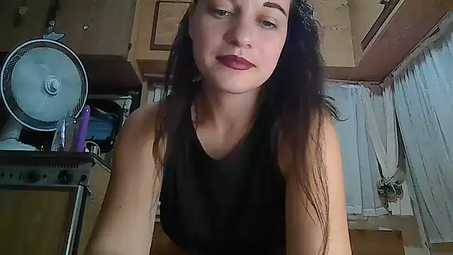 Snapshot of Eleni_Pappa chatting on 3, 8, 2026 Eleni Pappa online show from 3, 8, 2026