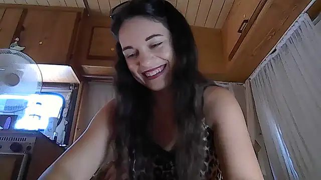 Snapshot of Eleni_Pappa chatting on 4, 8, 2026 Eleni Pappa online show from 4, 8, 2026