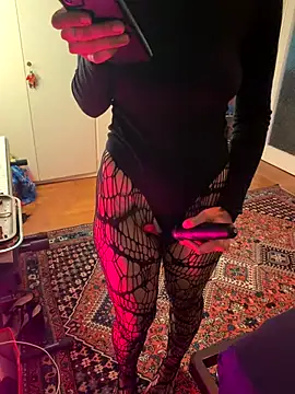 littlewitchxoxo online show from 26, 10, 2025