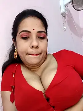 Snapshot of Hot-shot99 chatting on 13, 9, 2025 Hot-shot99 online show from 13, 9, 2025