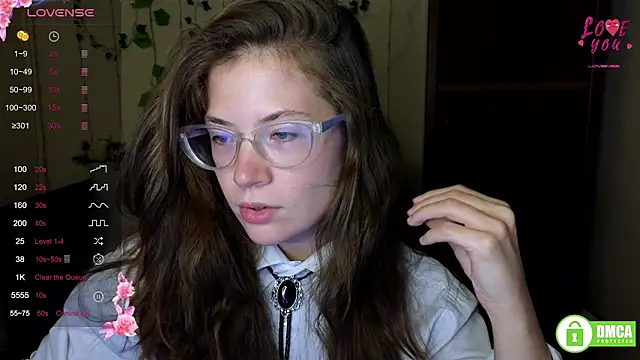Snapshot of Alicia_redfollow chatting on 20, 9, 2025 Alicia redfollow online show from 20, 9, 2025