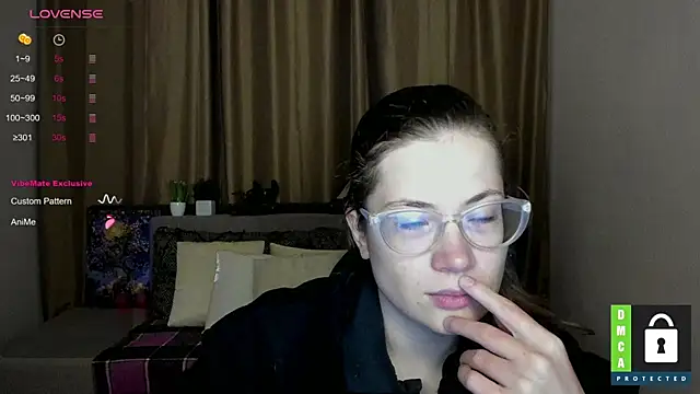 Snapshot of Alicia_redfollow chatting on 1, 10, 2025 Alicia redfollow online show from 1, 10, 2025