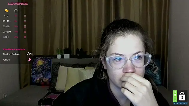 Snapshot of Alicia_redfollow chatting on 10, 10, 2025 Alicia redfollow online show from 10, 10, 2025