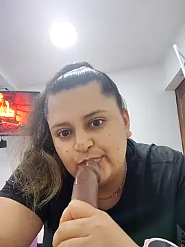 Miss balloonsmila online show from 16, 11, 2025