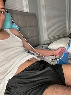 Snapshot of meunde19 chatting on 16, 12, 2024 meunde19 online show from 16, 12, 2024