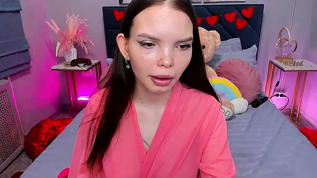 Curvy Dynamite  online show from 25, 2, 2026