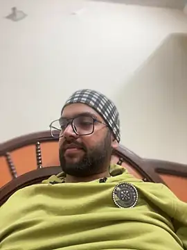 Arsh Loves Luv online show from 30, 12, 2024