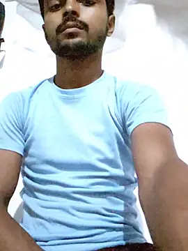 Snapshot of Suraj223kumar chatting on 21, 7, 2026 Suraj223kumar online show from 21, 7, 2026
