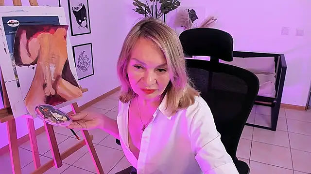 RosalindaFortuna online show from 30, 1, 2025