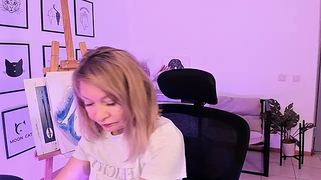 RosalindaFortuna online show from 5, 2, 2025