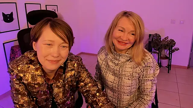 RosalindaFortuna online show from 27, 2, 2025