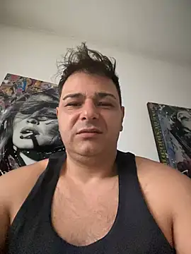 SecretlyDD online show from 18, 2, 2025