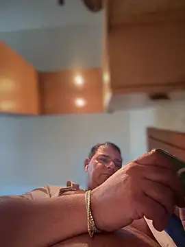 SecretlyDD online show from 10, 2, 2026