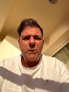 SecretlyDD online show from 1, 3, 2026