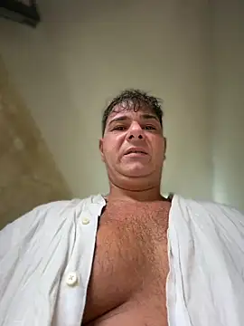 Snapshot of SecretlyDD chatting on 2, 6, 2026 SecretlyDD online show from 2, 6, 2026