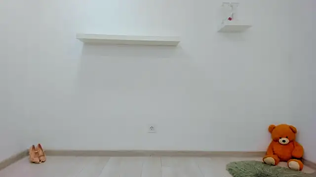 Julya Anna online show from 26, 2, 2025